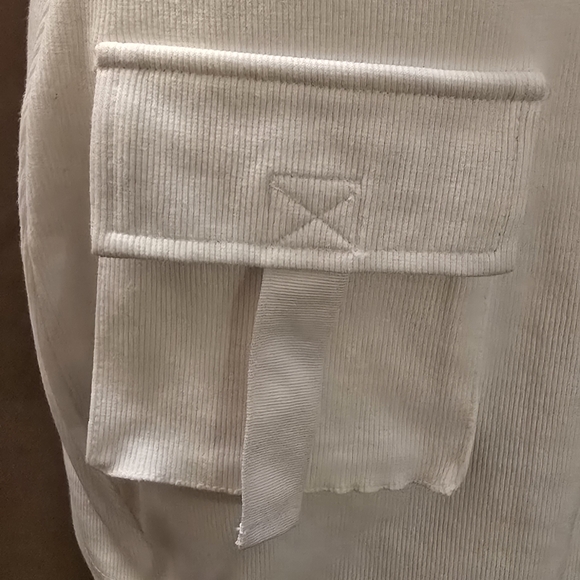 New White Ribbed Sleeveless Dress - Picture 4 of 5